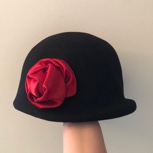 1920s style wool bowler hat